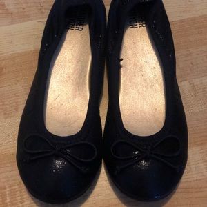 Brand New Girls Dress Shoes, Harper Canyon